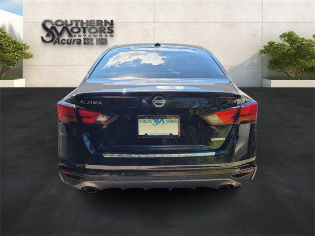 2022 Nissan Altima SR VC-Turbo FWD