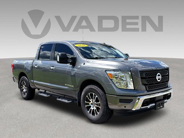 2021 Nissan TITAN Crew Cab SV 4x4