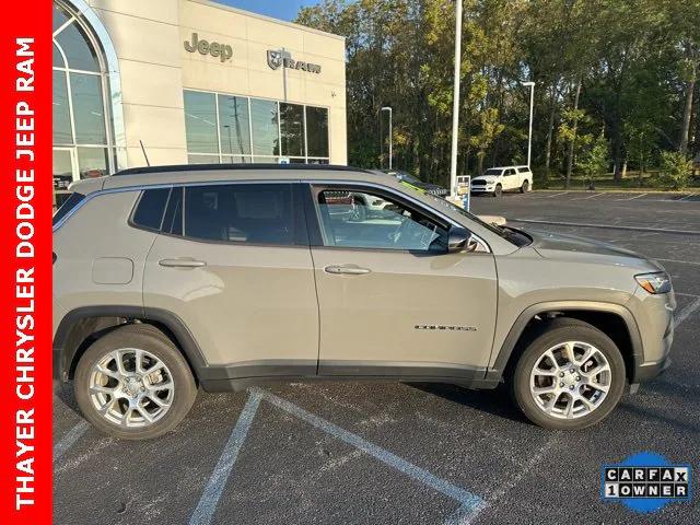2023 Jeep Compass Latitude Lux FWD 2023 Jeep Compass Latitude Lux FWD