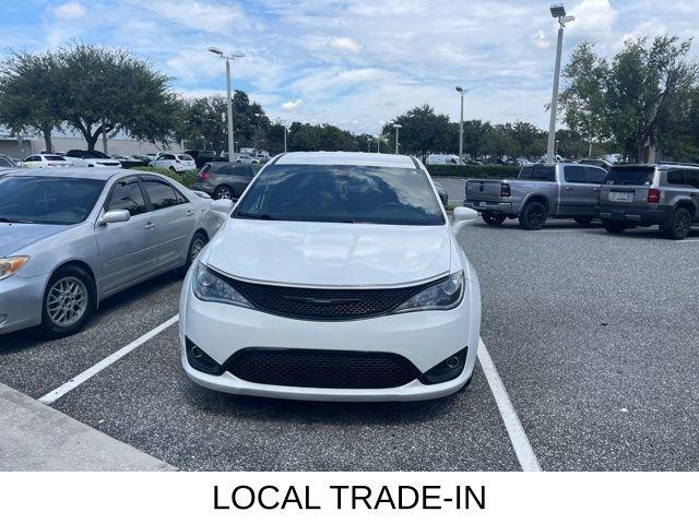 2020 Chrysler Pacifica Touring