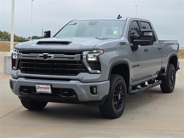 2024 Chevrolet Silverado 2500HD 4WD Crew Cab Standard Bed LT