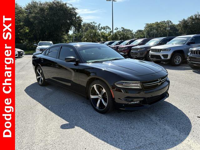 2017 Dodge Charger SXT RWD