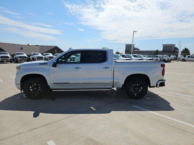 2023 Chevrolet Silverado 1500 4WD Crew Cab Short Bed High Country