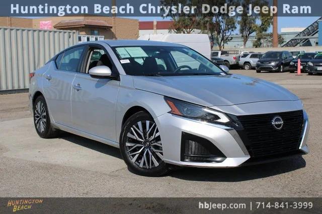 2023 Nissan Altima SV FWD