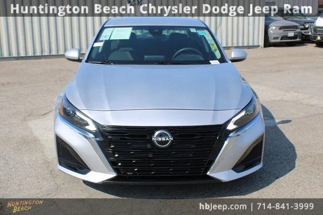 2023 Nissan Altima SV FWD