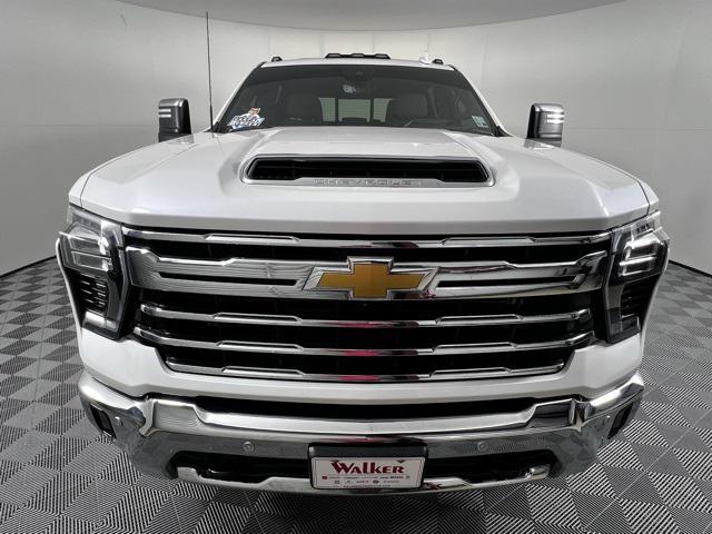 2024 Chevrolet Silverado 3500HD 4WD Crew Cab Standard Bed LTZ