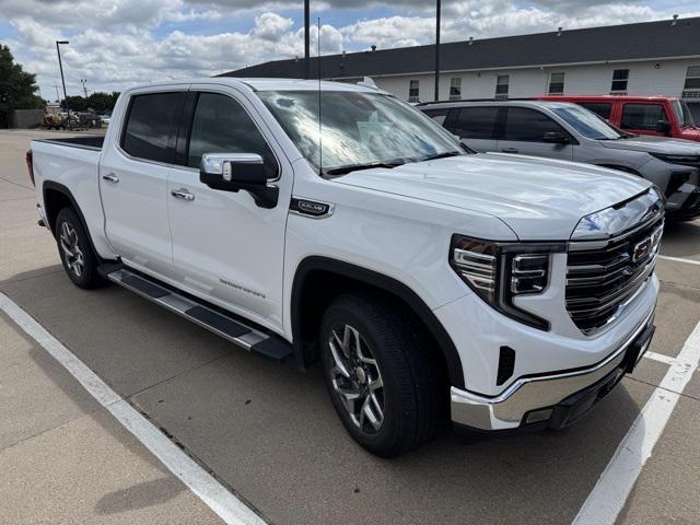 2023 GMC Sierra 1500 4WD Crew Cab Short Box SLT 2023 GMC Sierra 1500 4WD Crew Cab Short Box SLT