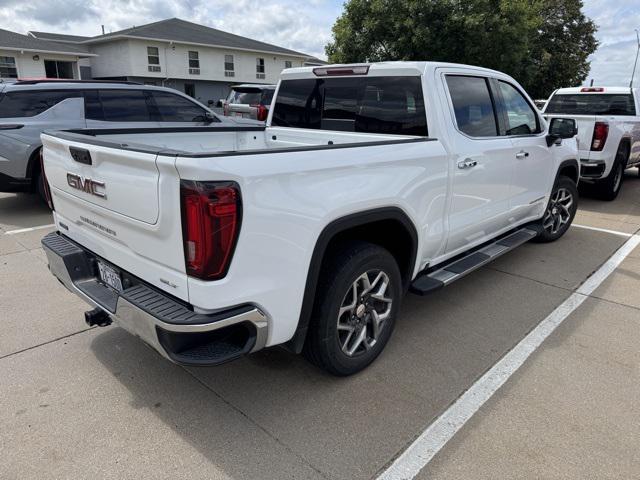 2023 GMC Sierra 1500 4WD Crew Cab Short Box SLT 2023 GMC Sierra 1500 4WD Crew Cab Short Box SLT
