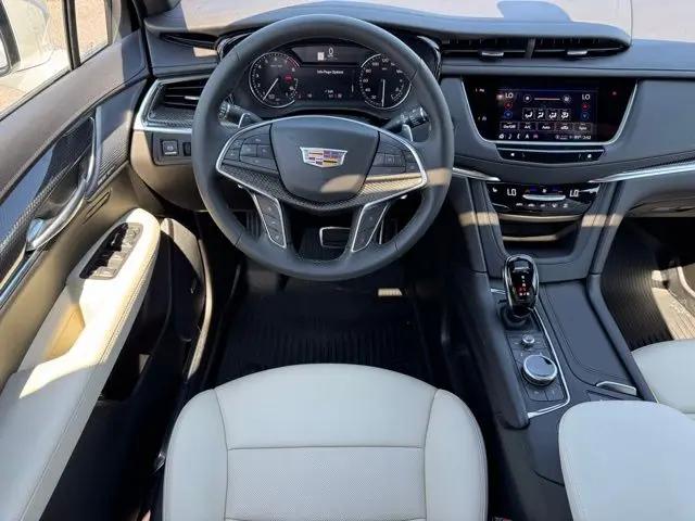 2025 Cadillac XT5 AWD Sport