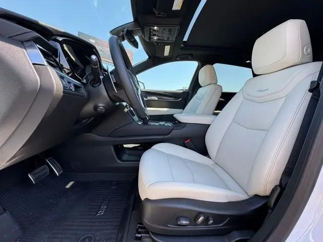 2025 Cadillac XT5 AWD Sport