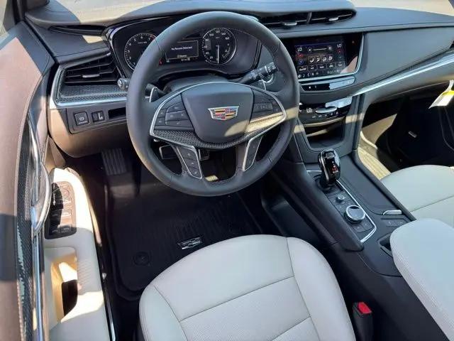 2025 Cadillac XT5 AWD Sport