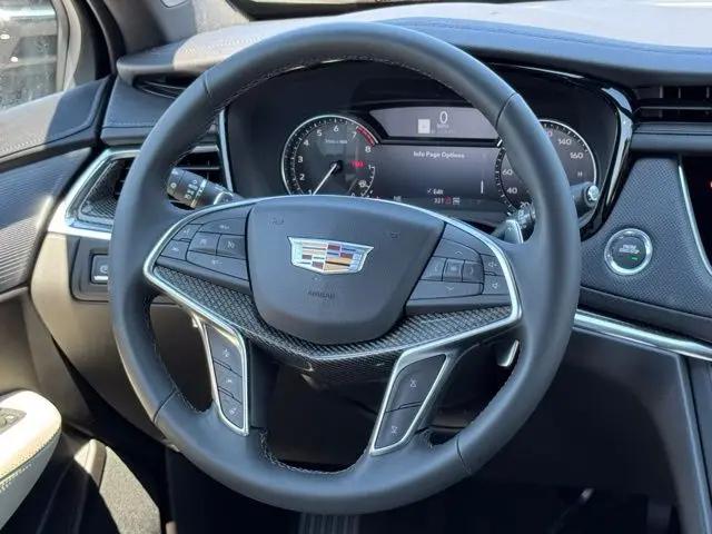 2025 Cadillac XT5 AWD Sport