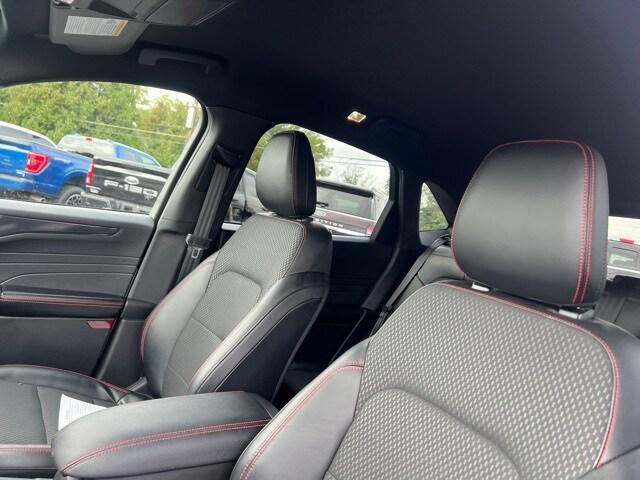 2023 Ford Escape ST-Line 2023 Ford Escape ST-Line