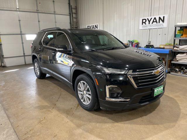 2022 Chevrolet Traverse AWD LT Leather