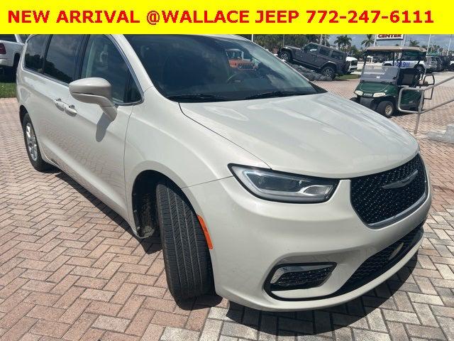 2021 Chrysler Pacifica Touring