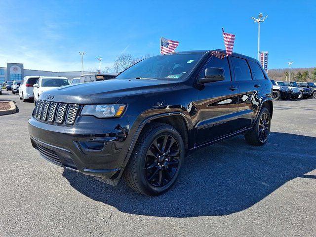 2018 Jeep Grand Cherokee Altitude 4x4 2018 Jeep Grand Cherokee Altitude 4x4