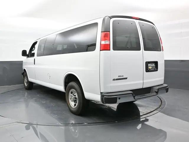 2024 Chevrolet Express Passenger RWD 3500 Extended Wheelbase LT