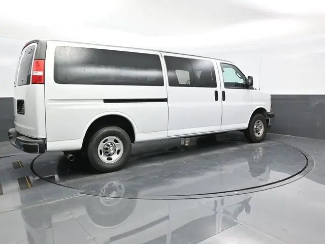 2024 Chevrolet Express Passenger RWD 3500 Extended Wheelbase LT