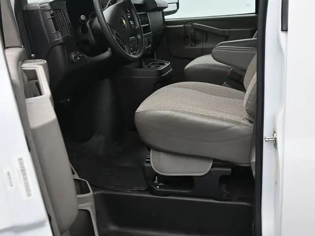 2024 Chevrolet Express Passenger RWD 3500 Extended Wheelbase LT