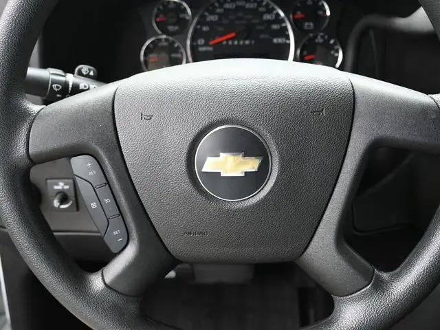 2024 Chevrolet Express Passenger RWD 3500 Extended Wheelbase LT