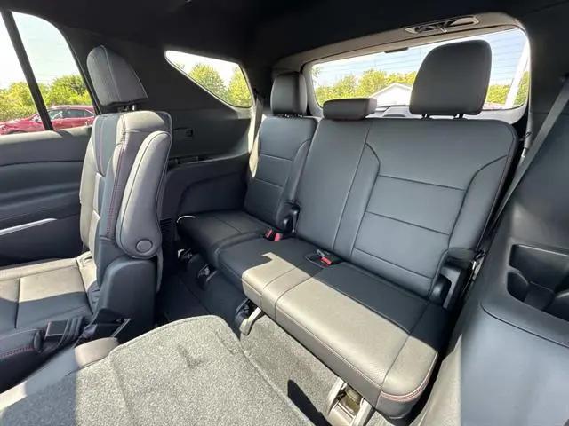 2026 Chevrolet Traverse FWD RS