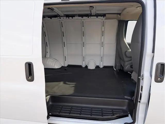 2025 Chevrolet Express Cargo Van RWD 2500 Regular Wheelbase WT