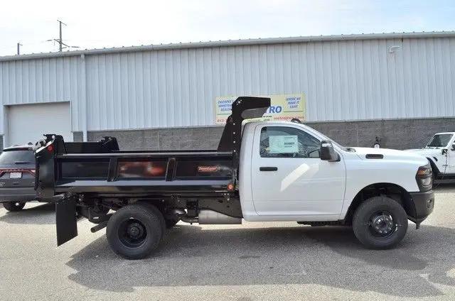 2026 Ram 3500 Tradesman/Big Horn