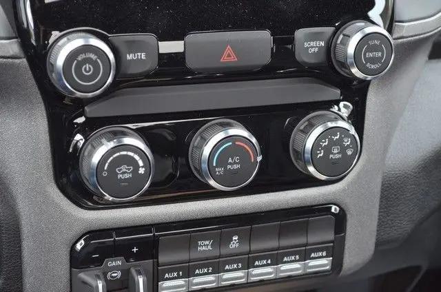 2026 Ram 3500 Tradesman/Big Horn