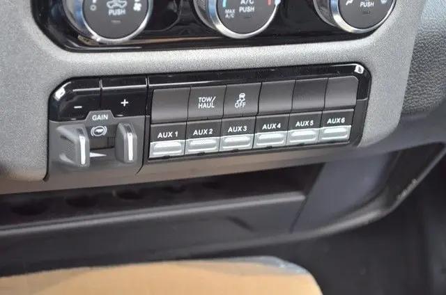 2026 Ram 3500 Tradesman/Big Horn