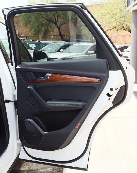 2022 Audi Q5 Premium Plus 45 TFSI S line quattro S tronic