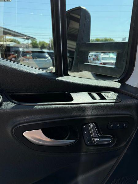 2023 Mercedes-Benz Sprinter 3500XD Chassis Standard Roof 4-Cyl Diesel HO