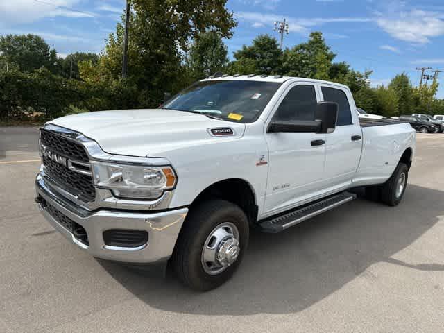 2022 RAM 3500 Tradesman Crew Cab 4x4 8 Box