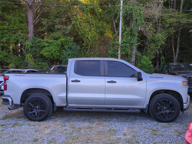 2021 Chevrolet Silverado 1500 4WD Crew Cab Short Bed Custom