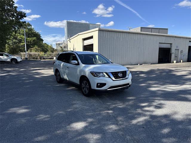 2019 Nissan Pathfinder SL