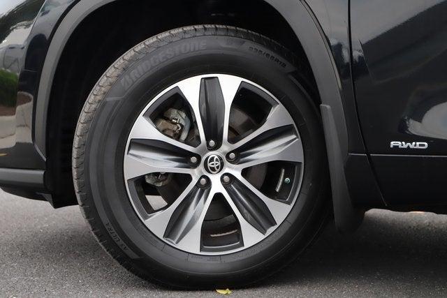2020 Toyota Highlander Hybrid XLE 2020 Toyota Highlander Hybrid XLE