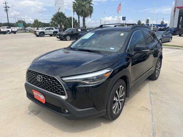 2025 Toyota Corolla Cross XLE