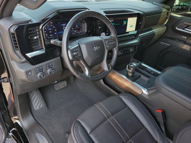 2024 Chevrolet Silverado 1500 4WD Crew Cab Short Bed High Country