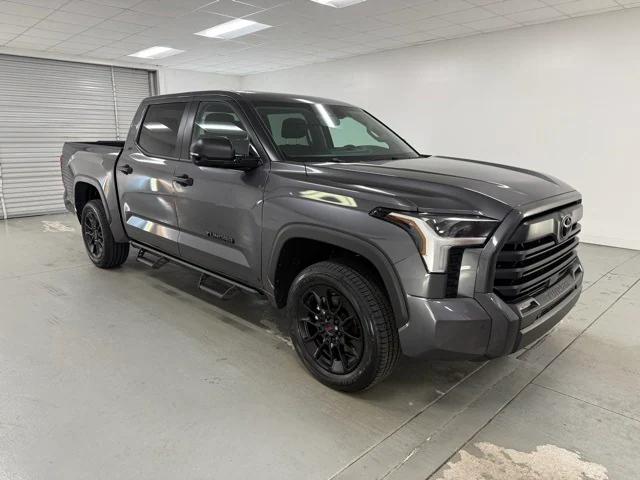 2024 Toyota Tundra SR5 4WD