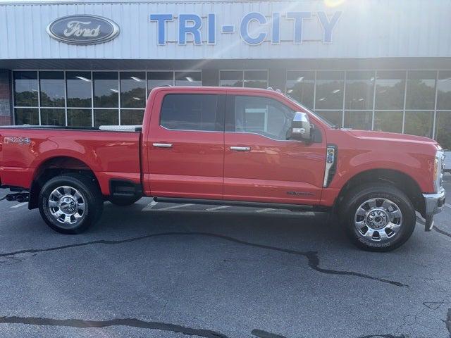 2023 Ford F-350 LARIAT