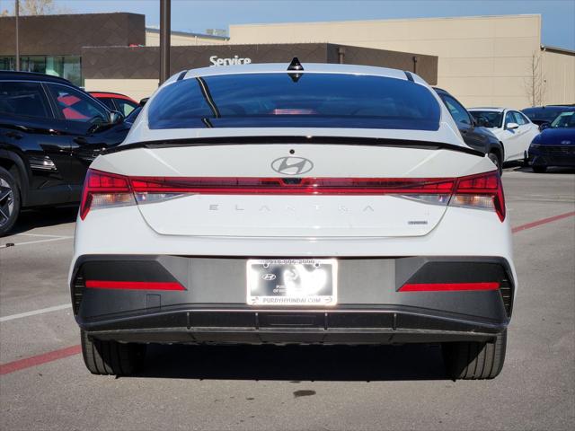 2025 Hyundai Elantra Hybrid SEL Sport
