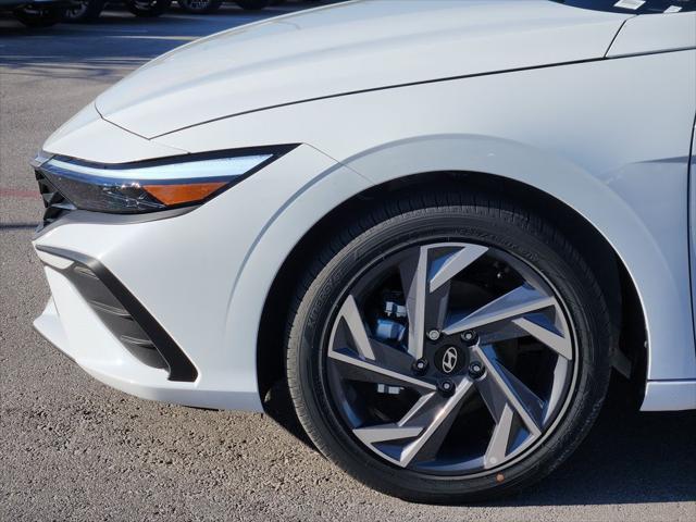 2025 Hyundai Elantra Hybrid SEL Sport