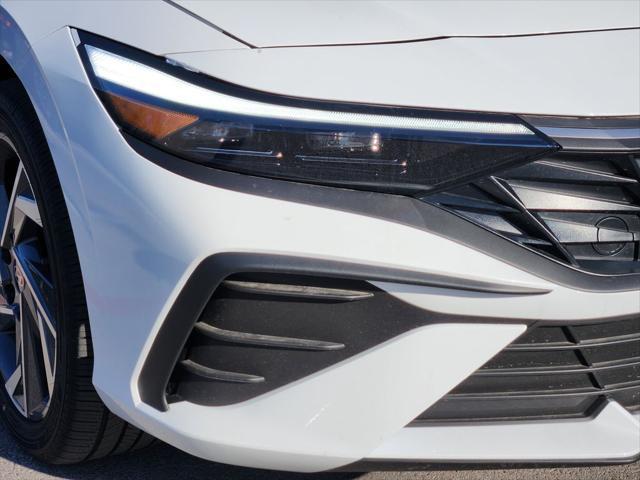 2025 Hyundai Elantra Hybrid SEL Sport