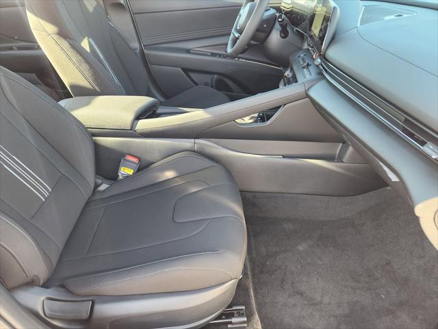 2025 Hyundai Elantra Hybrid SEL Sport