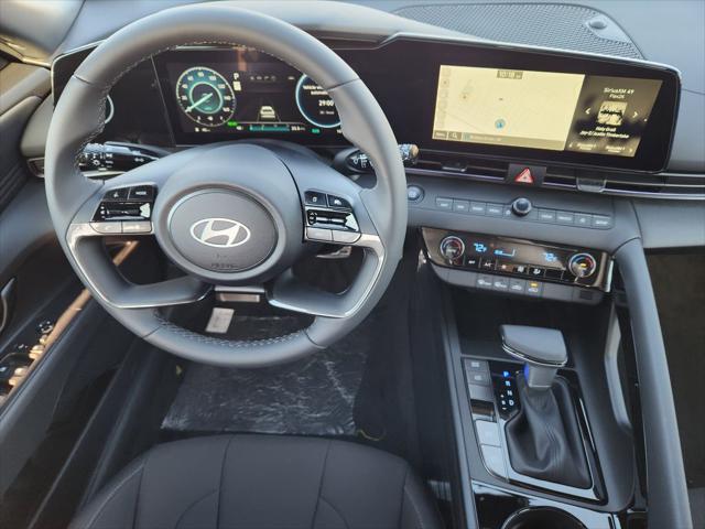 2025 Hyundai Elantra Hybrid SEL Sport