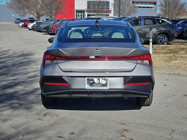 2025 Hyundai Elantra Limited