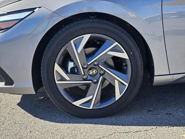 2025 Hyundai Elantra Limited