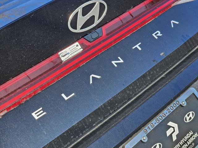 2025 Hyundai Elantra Limited