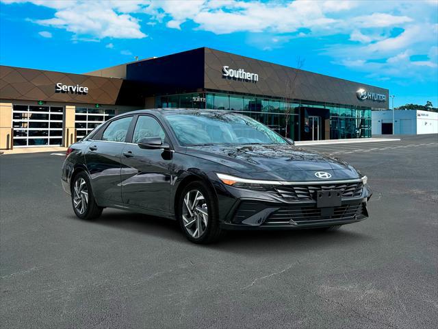 2025 Hyundai Elantra Hybrid Limited