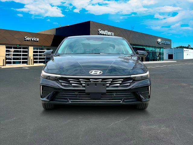 2025 Hyundai Elantra Hybrid Limited