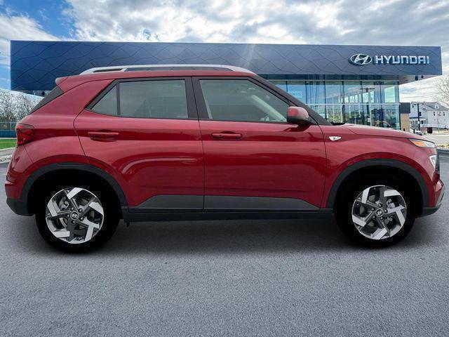 2025 Hyundai Venue SEL